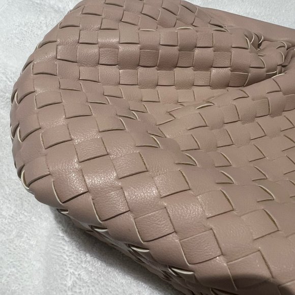 URBAN EXPRESSIONS Blush Pink Quilted Clutch - NWT! - Picture 3 of 11